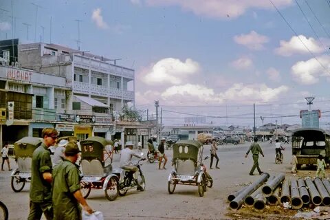 Sự Bùng Nổ Của Video Ngắn và Trí Tuệ Nhân Tạo: Vai Trò Thiết Yếu Của Đào Tạo Kỹ Năng Sáng Tạo Nội Dung